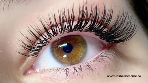 Eyelash extension style_ lashes near me_ find a technician_ Classic set_ wispy_ volume _lashlift